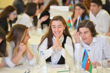 В Центре Гейдара Алиева прошло IV общереспубликанское соревнование знаний «Гейдар Алиев и история Азербайджана» (ФОТО)