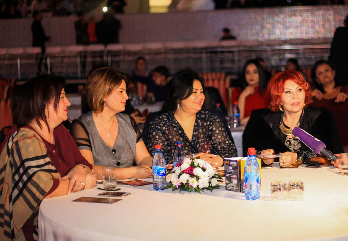 В Баку прошла грандиозная Ночь Болливуда в честь дружбы Азербайджана и Индии (ФОТО)