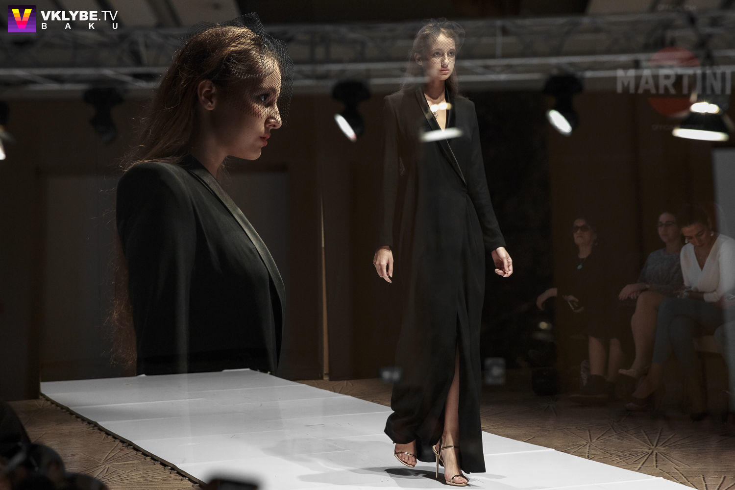 В Баку представлена коллекция Патрика Боффа, посвященная Ив Сен-Лорану (ФОТО)