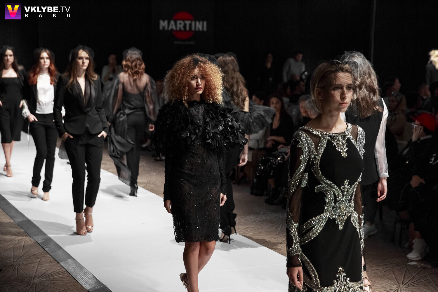 В Баку представлена коллекция Патрика Боффа, посвященная Ив Сен-Лорану (ФОТО)