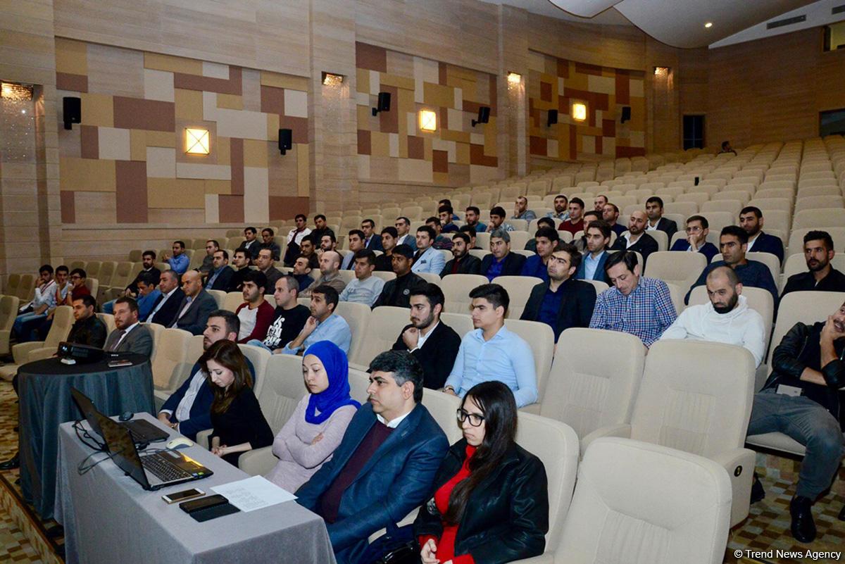 В Баку прошла жеребьевка стадии play-off  AZFAR Business League – чемпионат вызвал большой интерес (ФОТО)