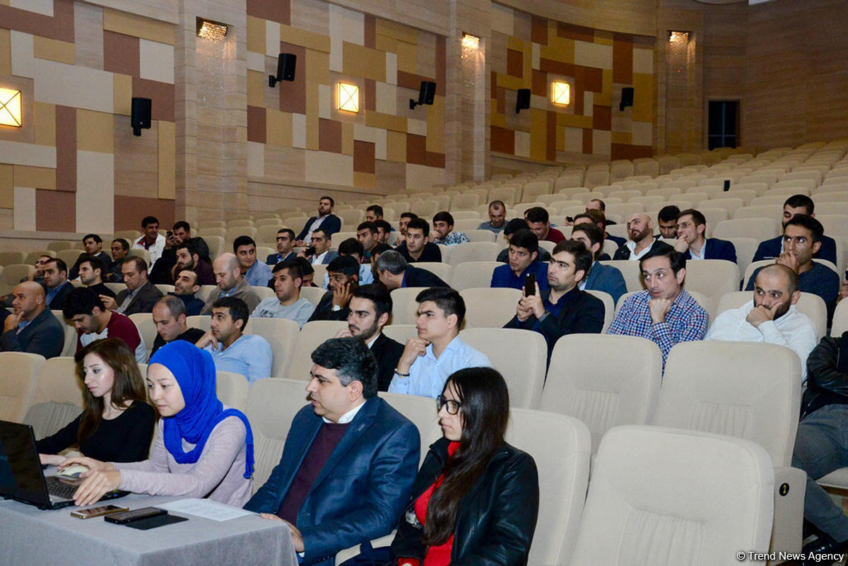 В Баку прошла жеребьевка стадии play-off  AZFAR Business League – чемпионат вызвал большой интерес (ФОТО)