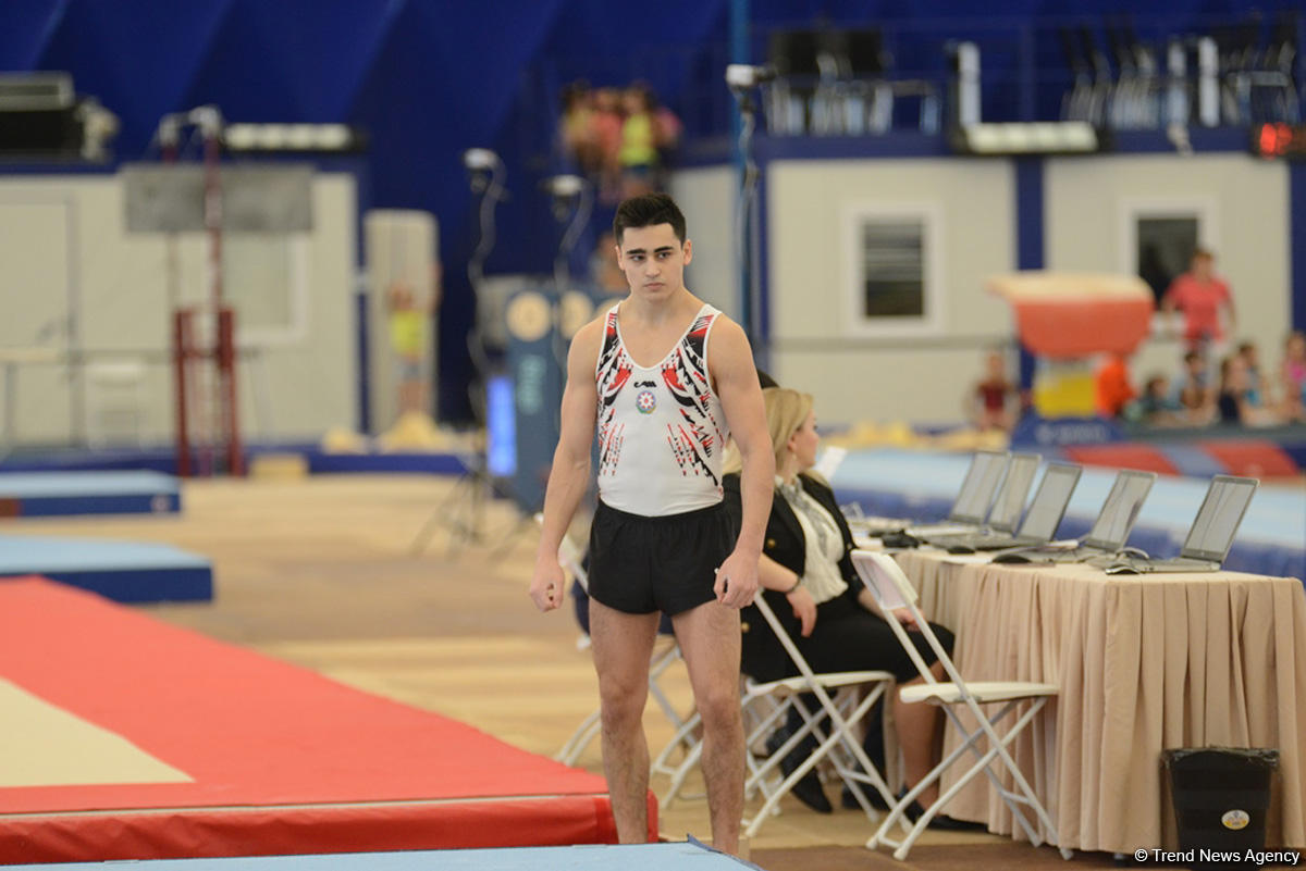 Стартовал второй день чемпионатов Азербайджана по спортивной гимнастике и акробатике (ФОТО)