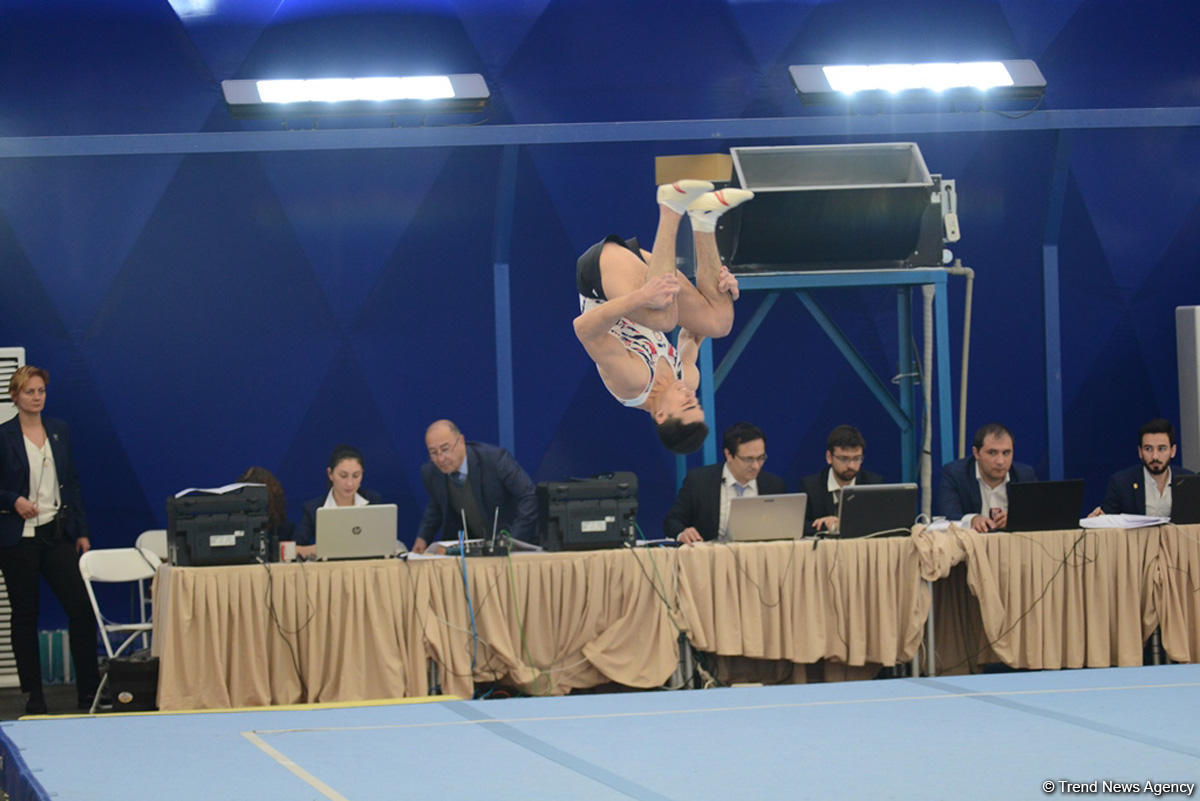Стартовал второй день чемпионатов Азербайджана по спортивной гимнастике и акробатике (ФОТО)