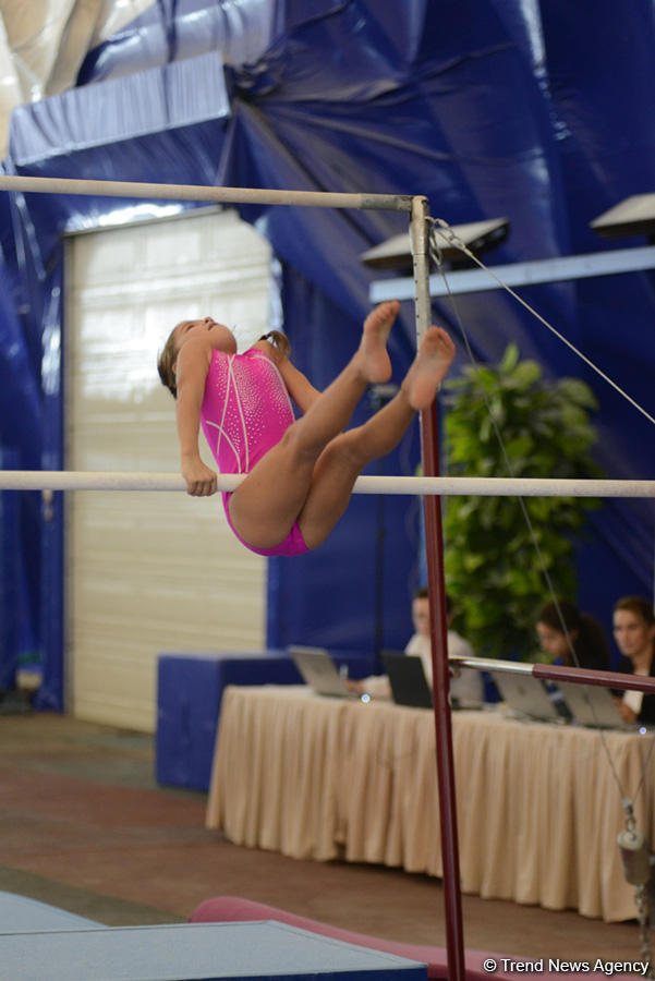 Стартовал второй день чемпионатов Азербайджана по спортивной гимнастике и акробатике (ФОТО)