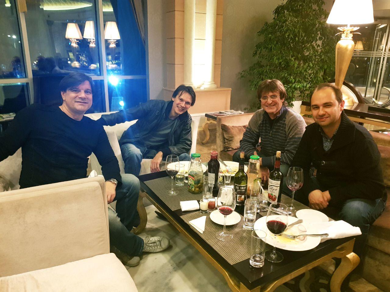 Известный певец Николай Трубач приехал в Баку (ФОТО)