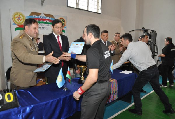 Сотрудники МЧС Азербайджана выявили самых сильных борцов (ФОТО)