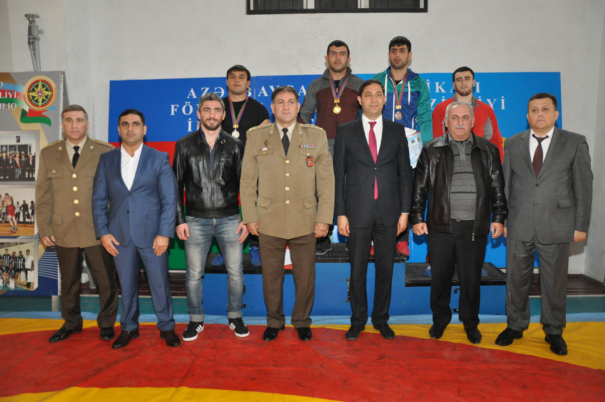Сотрудники МЧС Азербайджана выявили самых сильных борцов (ФОТО)