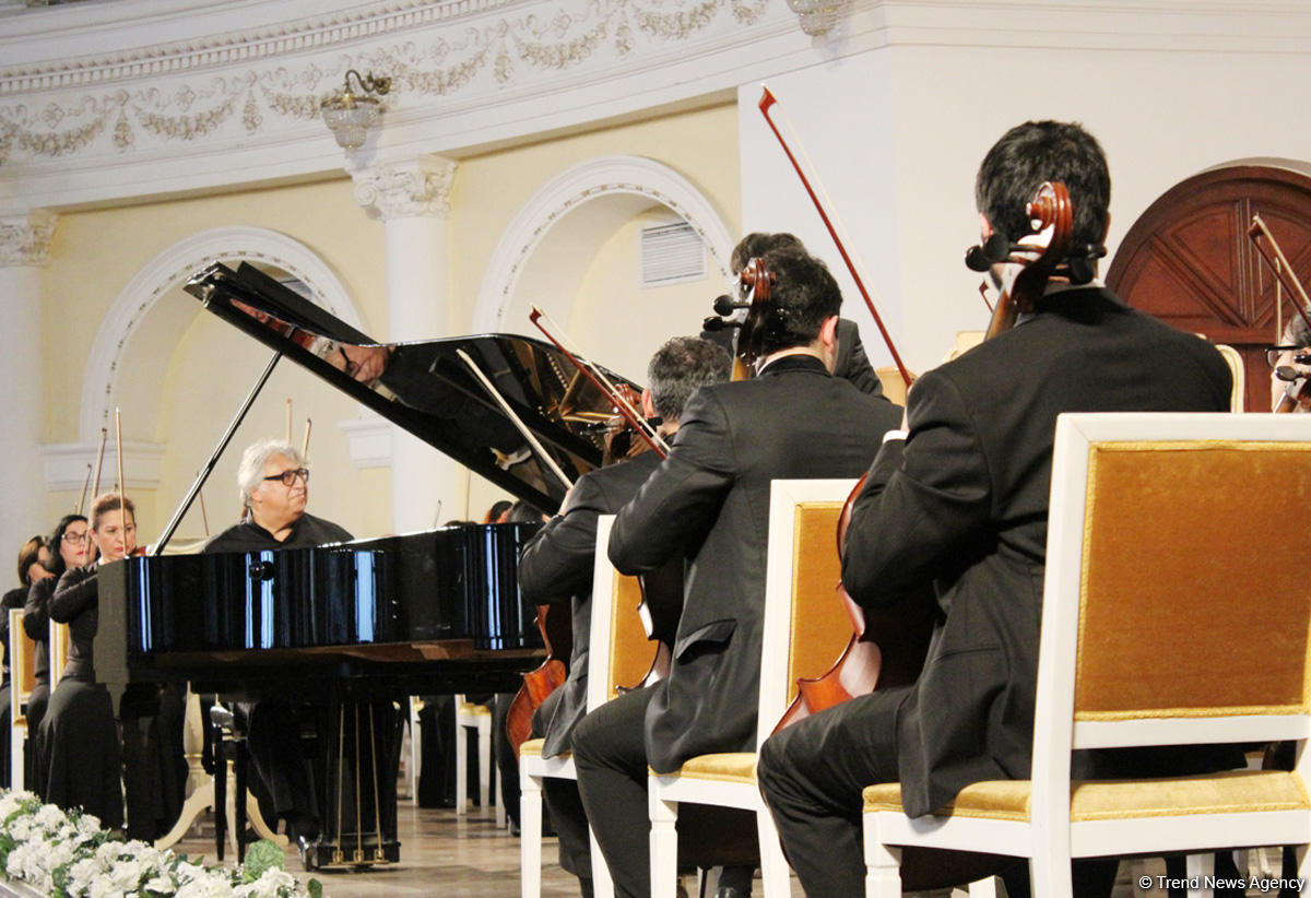 Браво, мастер! Юбилейный концерт Фархада Бадалбейли (ФОТО)