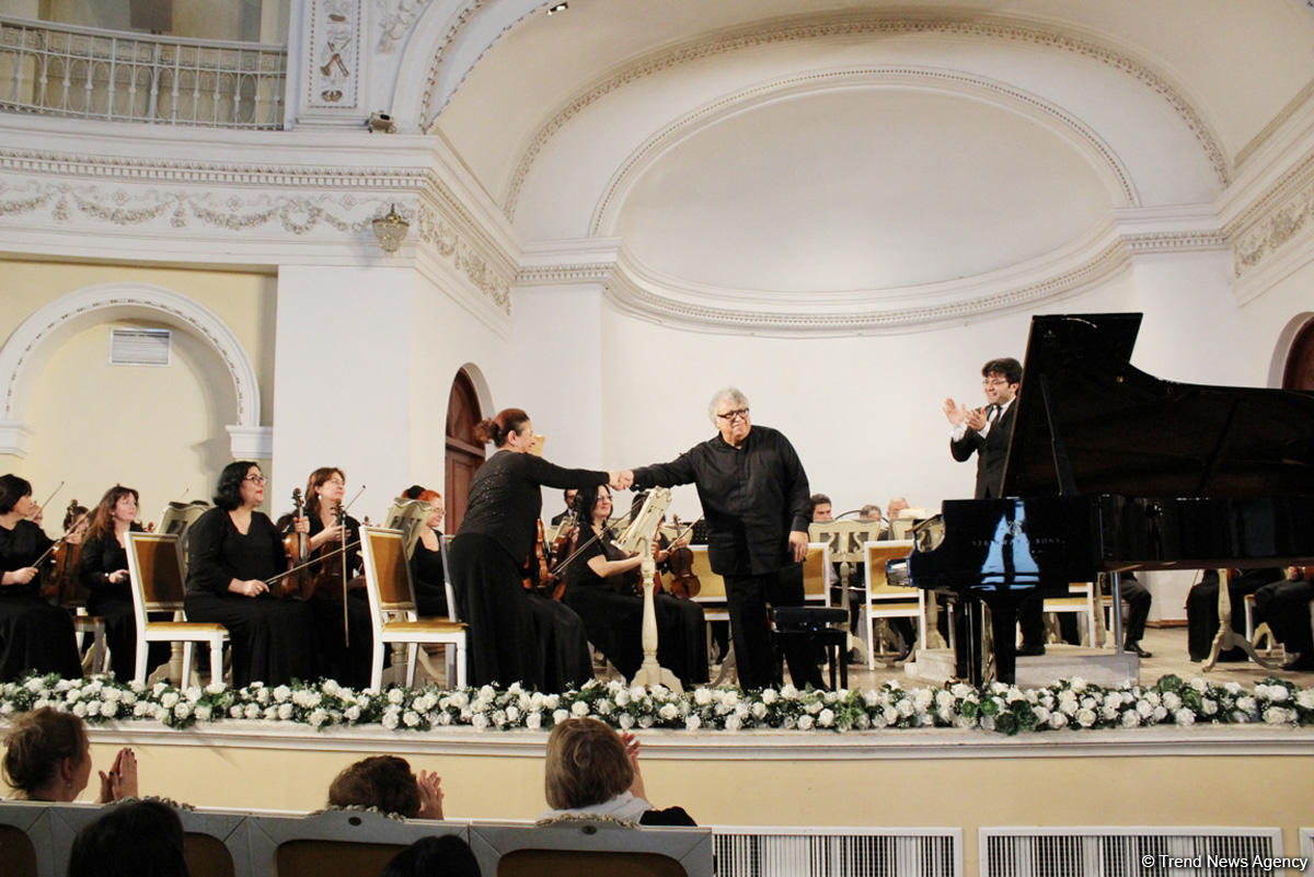 Браво, мастер! Юбилейный концерт Фархада Бадалбейли (ФОТО)