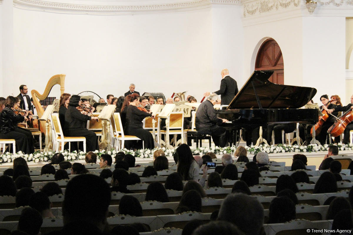 Браво, мастер! Юбилейный концерт Фархада Бадалбейли (ФОТО)