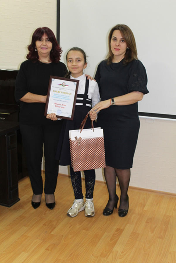 В Баку назвали победителей поэтического конкурса, посвященного 300-летию Вагифа (ФОТО)