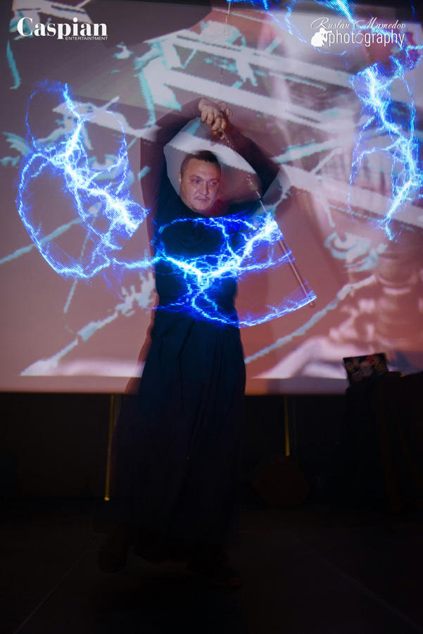 Парад зарубежных звезд и зажигательная дискотека вернули бакинцев в 80-90-е (ФОТО)