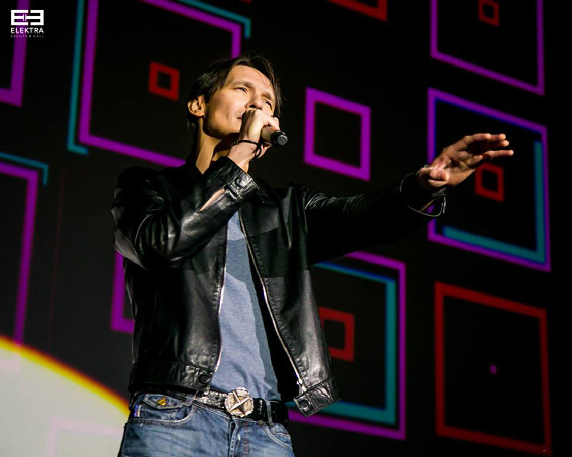 Парад зарубежных звезд и зажигательная дискотека вернули бакинцев в 80-90-е (ФОТО)