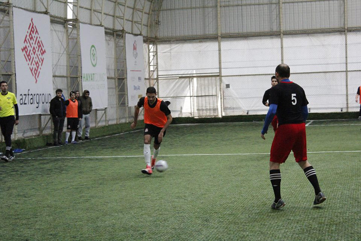 Первый день раунда play-off AZFAR Business League по мини-футболу (ФОТО)