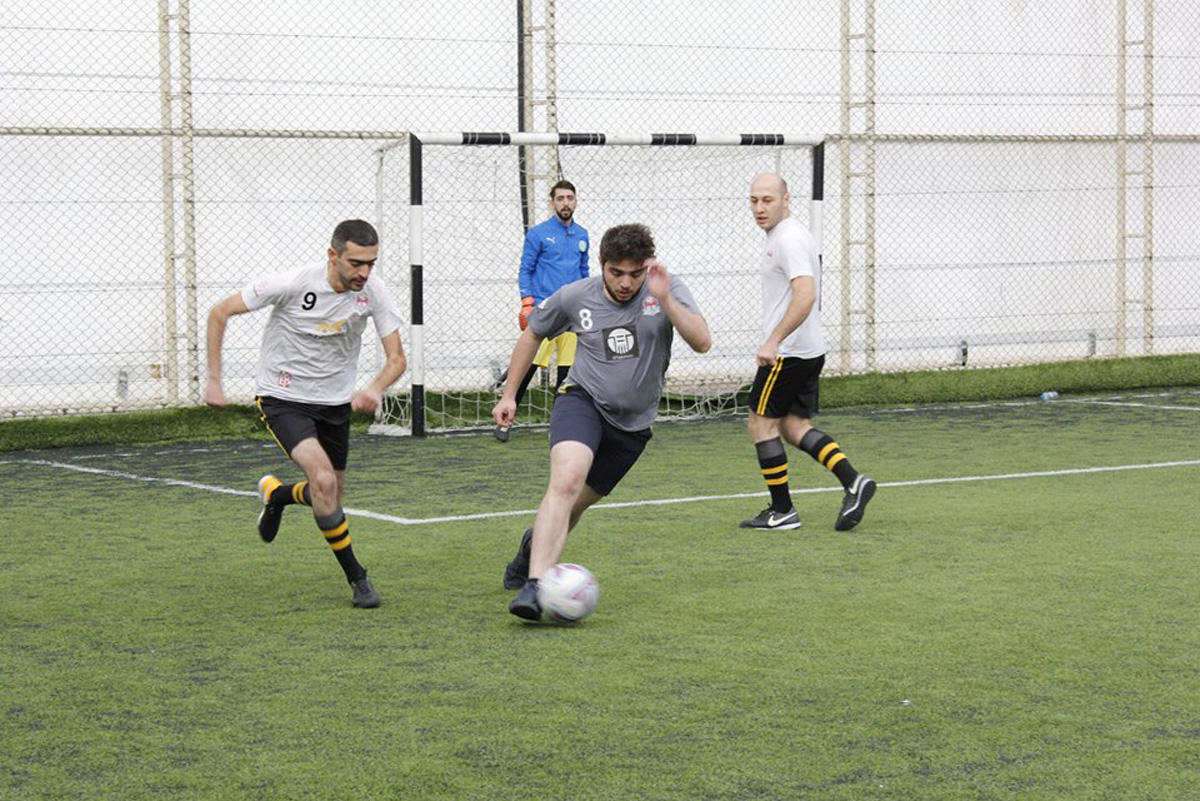 Первый день раунда play-off AZFAR Business League по мини-футболу (ФОТО)