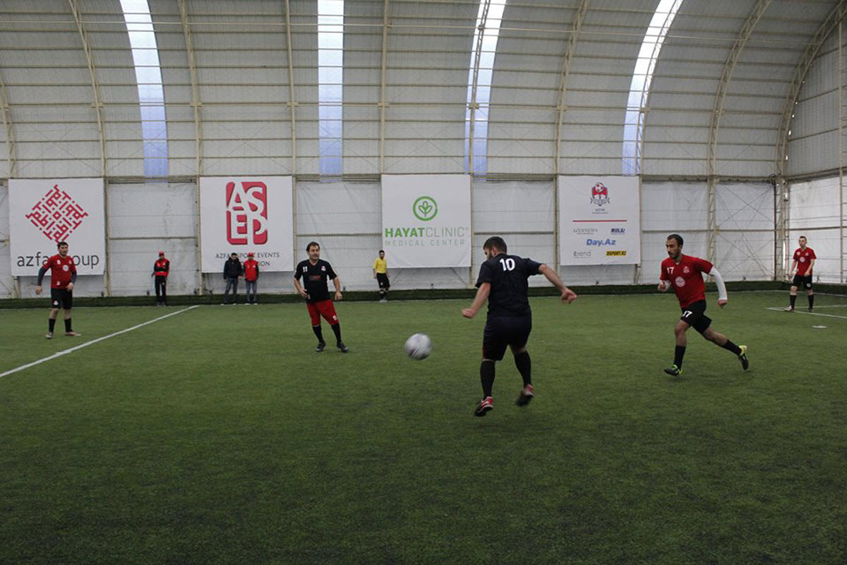 Первый день раунда play-off AZFAR Business League по мини-футболу (ФОТО)