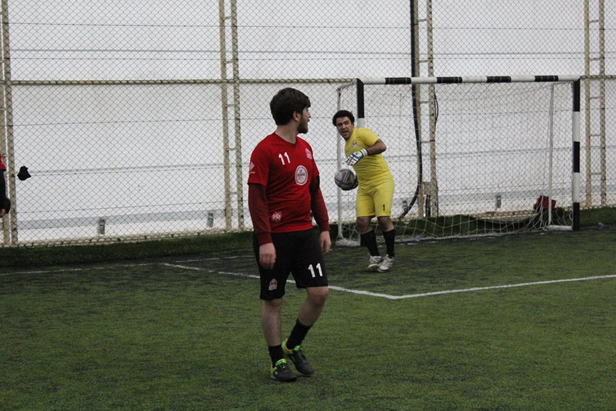 Первый день раунда play-off AZFAR Business League по мини-футболу (ФОТО)