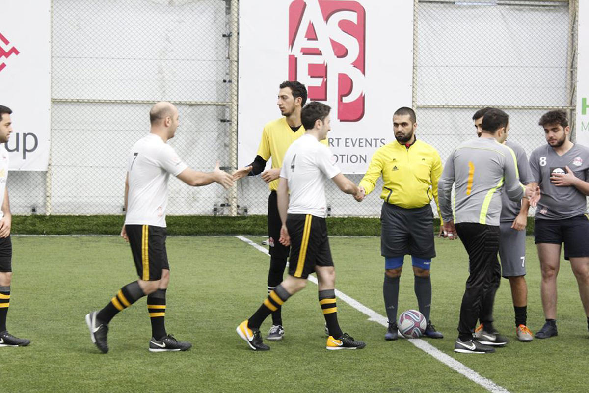 Первый день раунда play-off AZFAR Business League по мини-футболу (ФОТО)