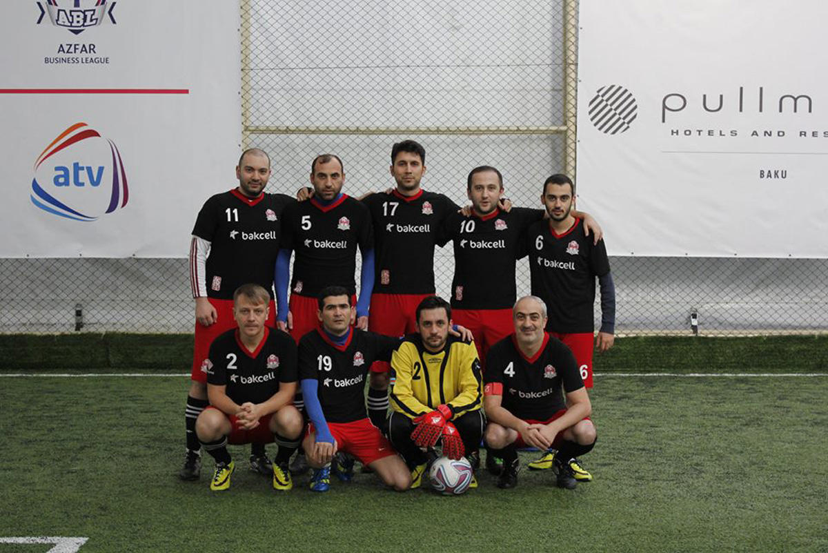 Первый день раунда play-off AZFAR Business League по мини-футболу (ФОТО)