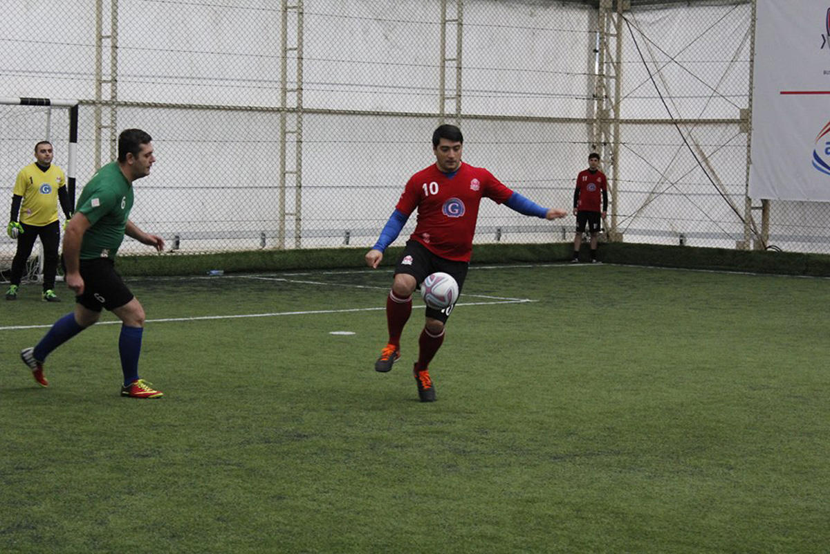 Первый день раунда play-off AZFAR Business League по мини-футболу (ФОТО)