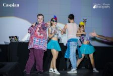 Парад зарубежных звезд и зажигательная дискотека вернули бакинцев в 80-90-е (ФОТО)