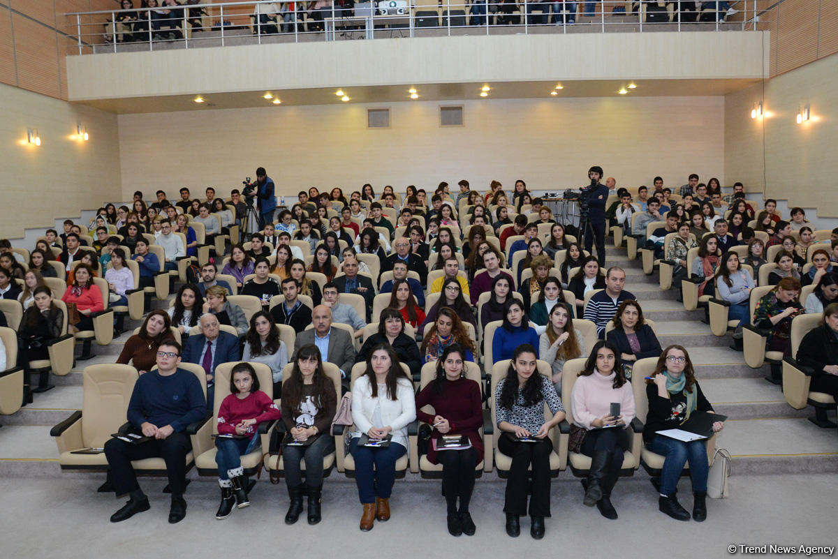 В Бакинском Филиале МГУ впервые в Азербайджане прошел Международный  Географический диктант-2017 (ФОТО)