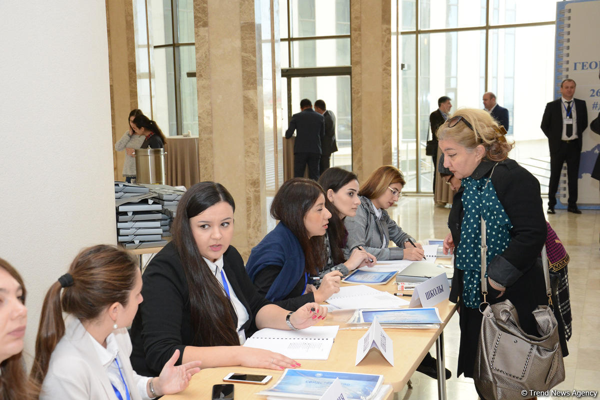 В Бакинском Филиале МГУ впервые в Азербайджане прошел Международный  Географический диктант-2017 (ФОТО)