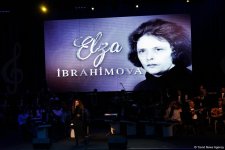 Звезды азербайджанской эстрады исполнили хиты Эльзы Ибрагимовой (ФОТО)