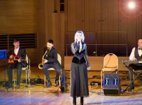 Бриллиант Дадашева представила в Москве азербайджанские народные песни (ФОТО)