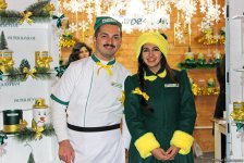 В Баку открылась традиционная благотворительная ярмарка "Холодные руки, горячее сердце" (ФОТО)