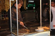 В Баку открылась традиционная благотворительная ярмарка "Холодные руки, горячее сердце" (ФОТО)