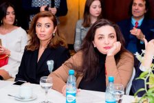 Зимнее настроение азербайджанских дизайнеров – горячие дискуссии со вкусным ужином (ФОТО)