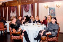 Зимнее настроение азербайджанских дизайнеров – горячие дискуссии со вкусным ужином (ФОТО)