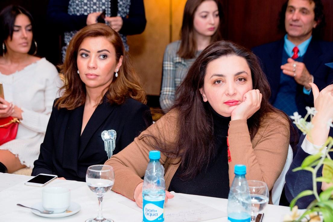 Зимнее настроение азербайджанских дизайнеров – горячие дискуссии со вкусным ужином (ФОТО)