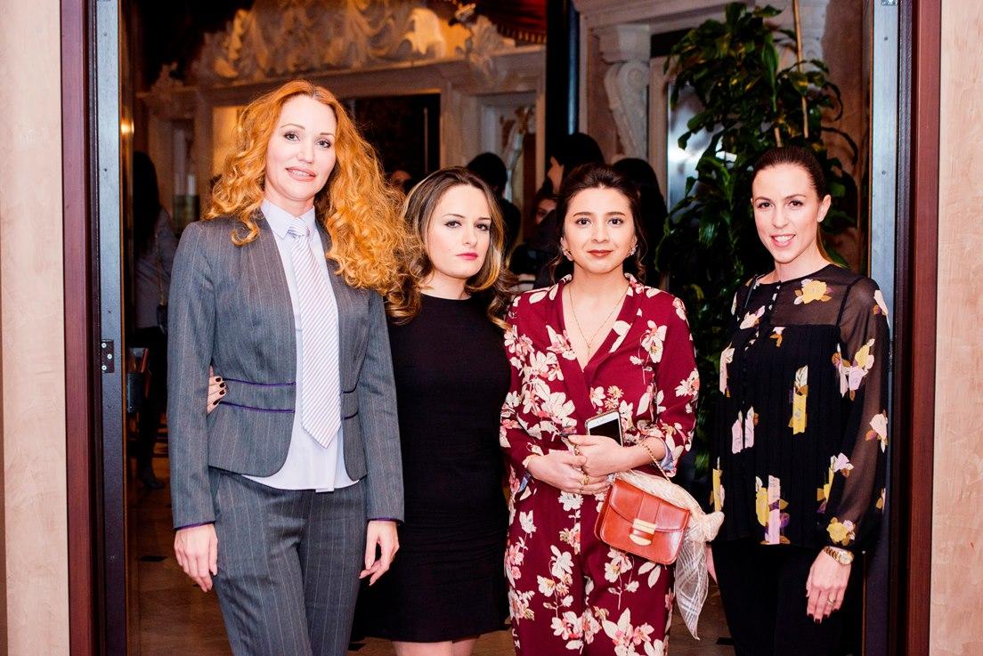 Зимнее настроение азербайджанских дизайнеров – горячие дискуссии со вкусным ужином (ФОТО)