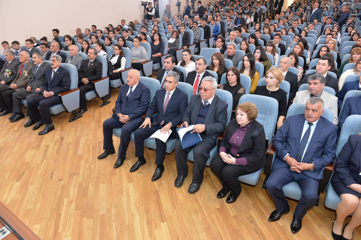 Анар Алакбаров: Исследование наследия Гейдара Алиева должно быть основным направлением Центров Гейдара Алиева в регионах (ФОТО)