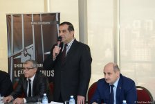 В Баку презентована книга «Блеск и нищета Лейлы Юнус» (ФОТО)