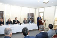 В Баку презентована книга «Блеск и нищета Лейлы Юнус» (ФОТО)