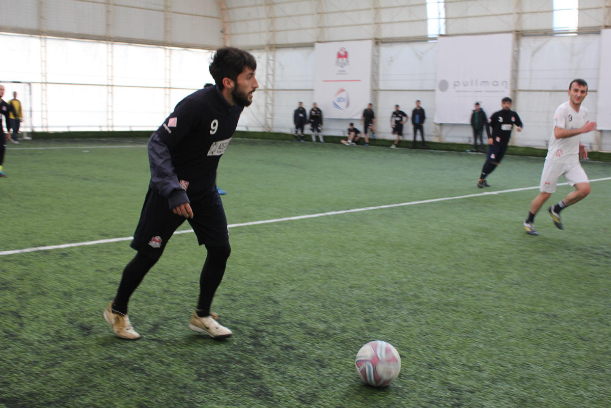 Полуфиналы AZFAR Business League - сюрпризы, ожидаемое, неожиданное (ФОТО)