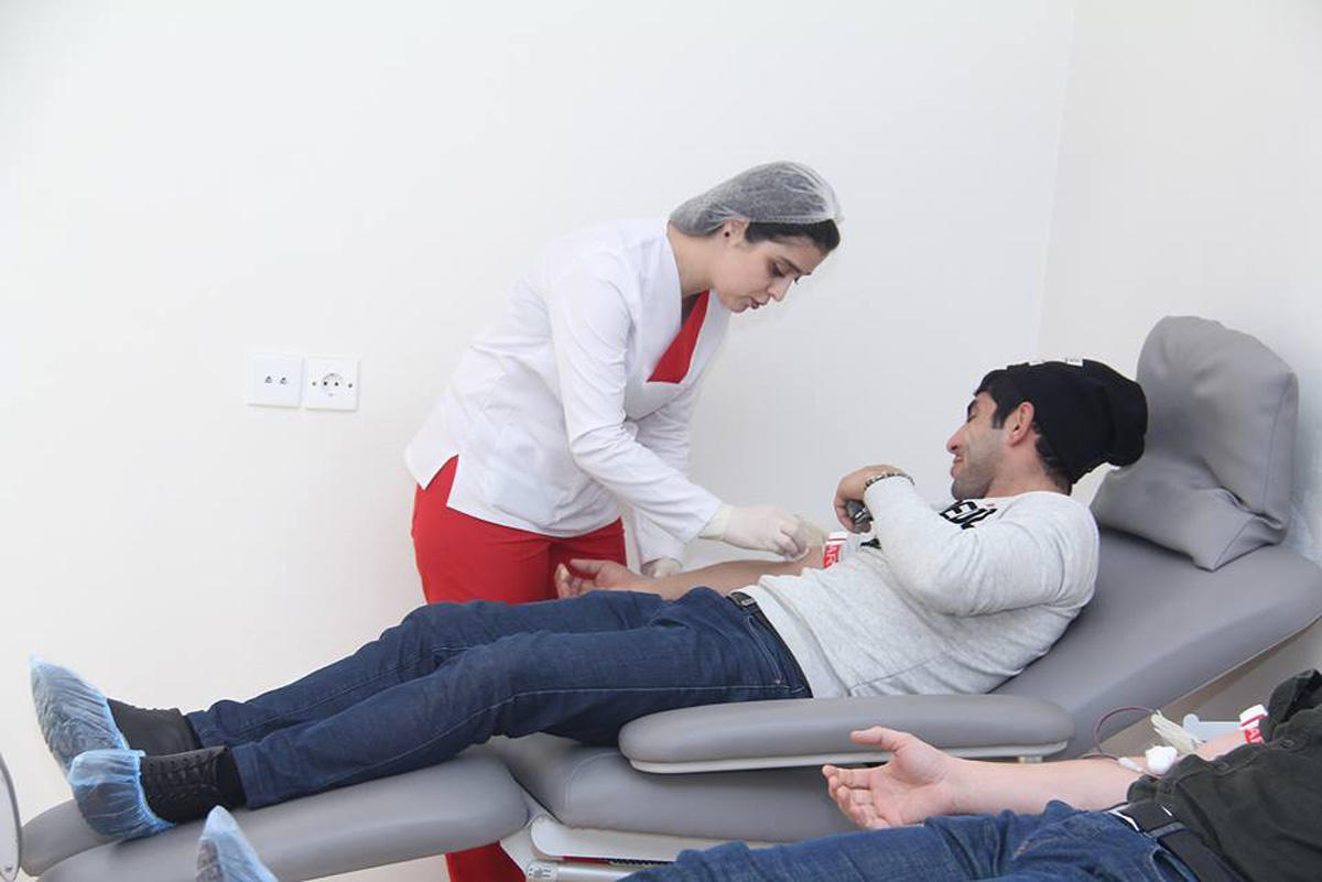 Азербайджанские спортсмены провели донорскую акцию (ФОТО)