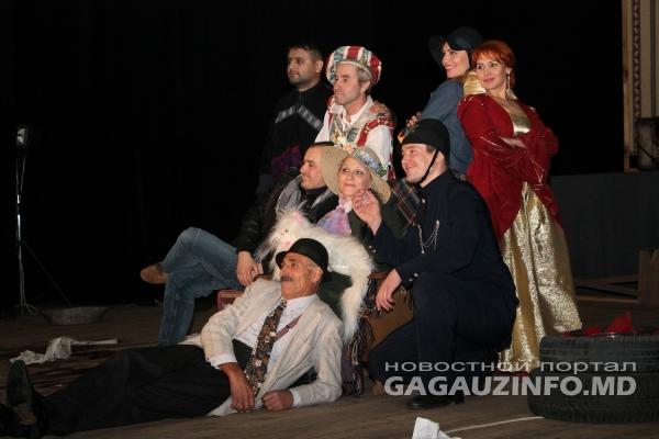 Азербайджанский режиссер покорил Молдову премьерой на гагаузском языке (ВИДЕО, ФОТО)