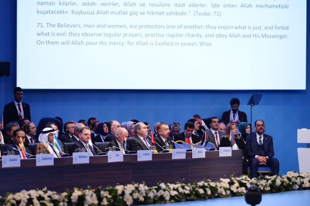 Президент Ильхам Алиев принимает участие в чрезвычайном саммите ОИС по вопросу Иерусалима (ФОТО) (версия 2)