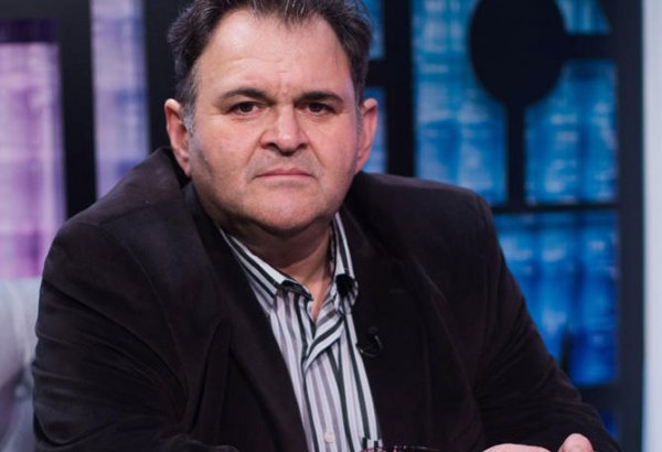 Каждый житель Азербайджана чувствует заботу государства - заслуженный деятель искусств Аяз Салаев