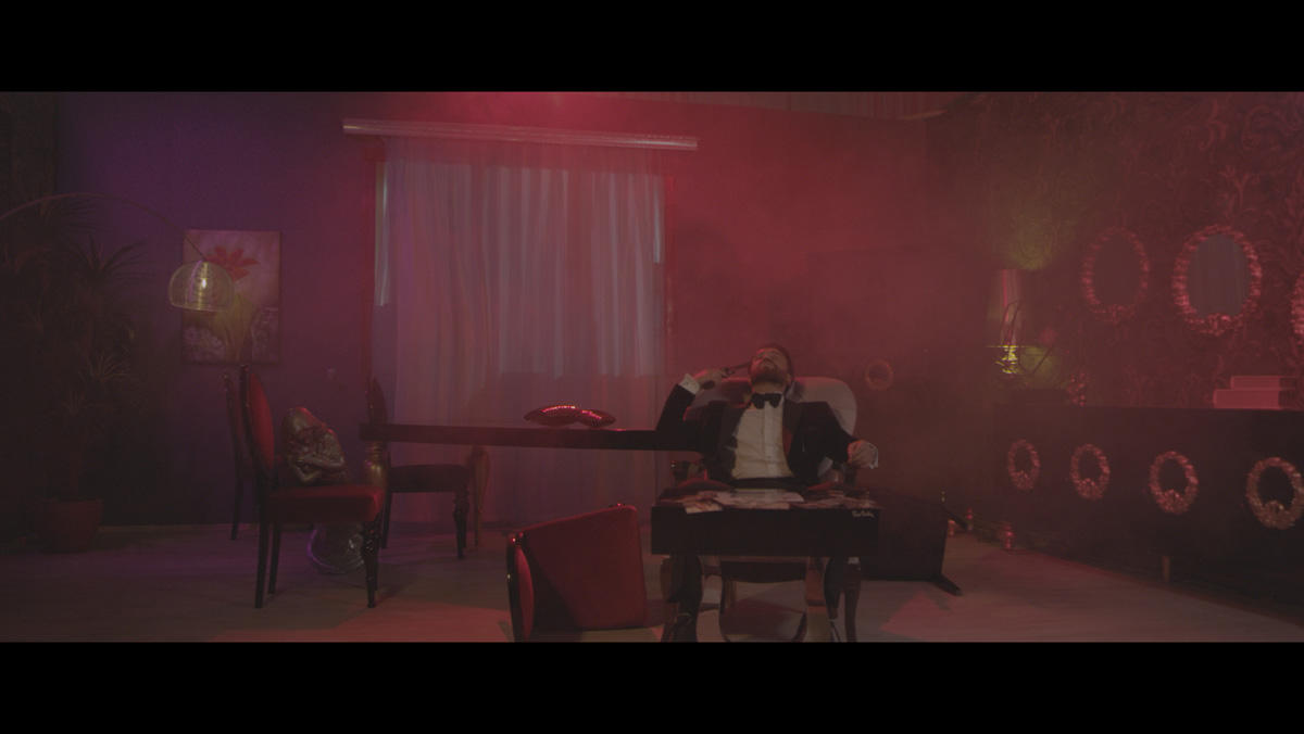 Пусть плачут небеса...Замиг Гусейнов на грани суицида (ВИДЕО,ФОТО)