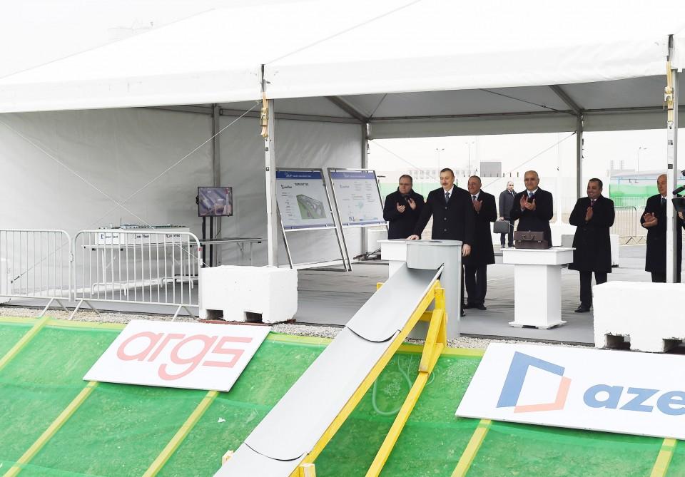 Президент Ильхам Алиев посетил Сумгайытский химико-промышленный парк (ФОТО)