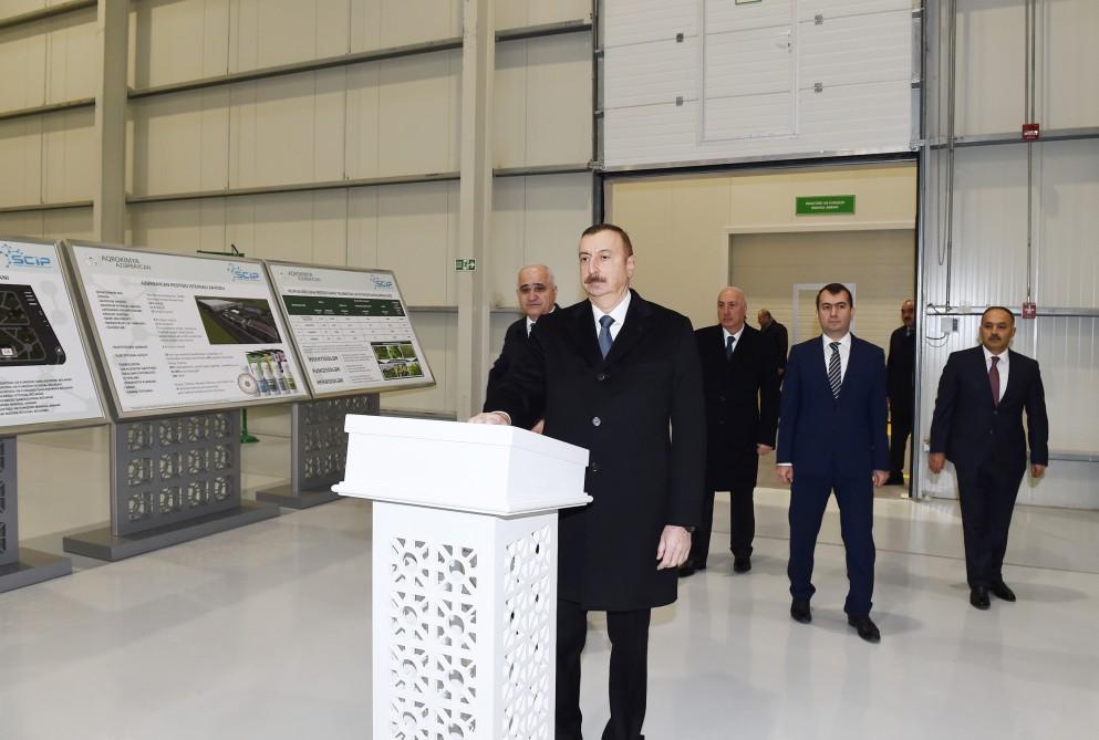 Президент Ильхам Алиев посетил Сумгайытский химико-промышленный парк (ФОТО)