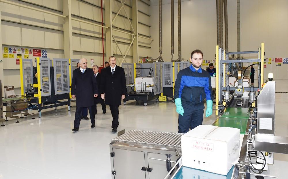 Президент Ильхам Алиев посетил Сумгайытский химико-промышленный парк (ФОТО)