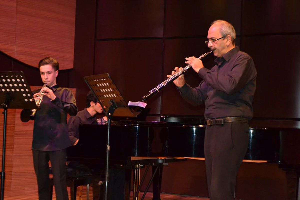 В Баку представлено искусство исполнения на духовых инструментах (ФОТО)