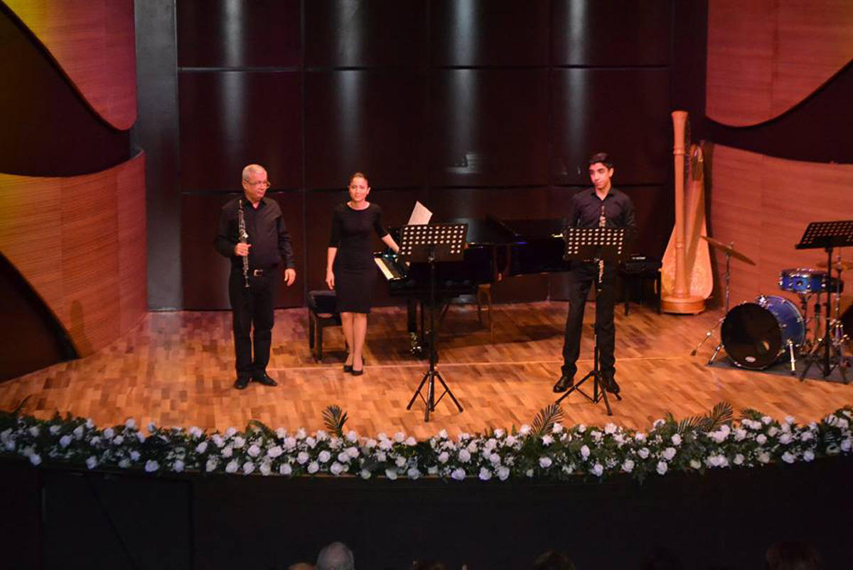 В Баку представлено искусство исполнения на духовых инструментах (ФОТО)